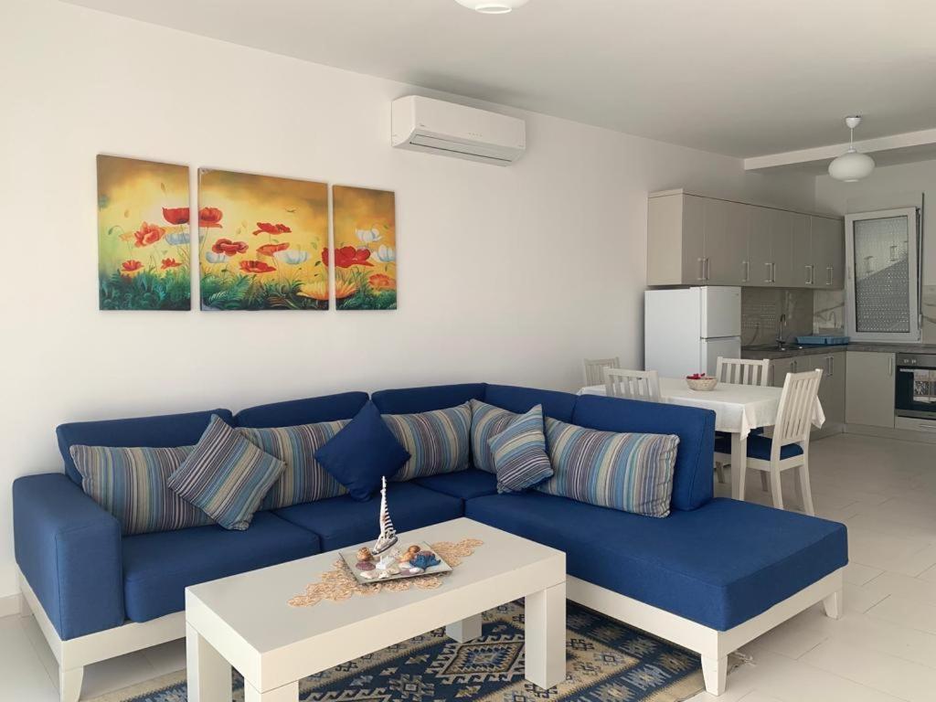 布干维尔湾贝拉维斯塔公寓 Sarandë 外观 照片