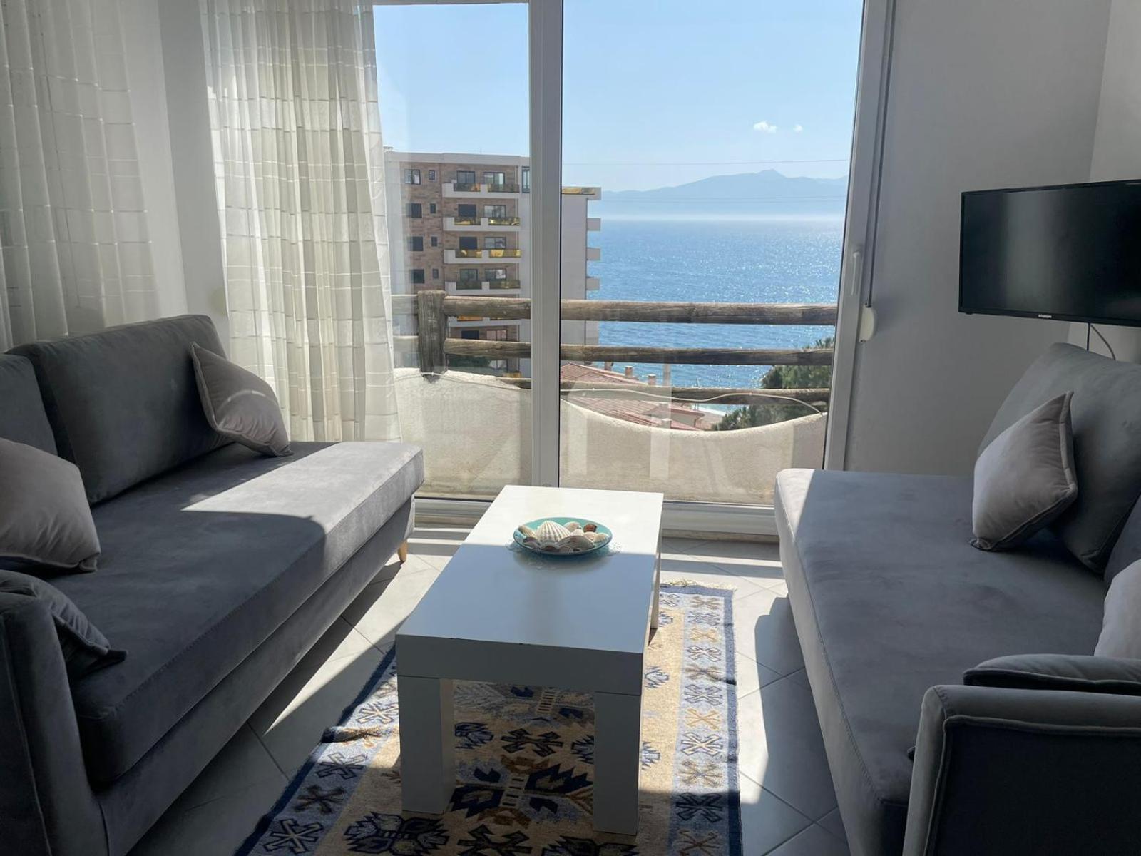 布干维尔湾贝拉维斯塔公寓 Sarandë 外观 照片